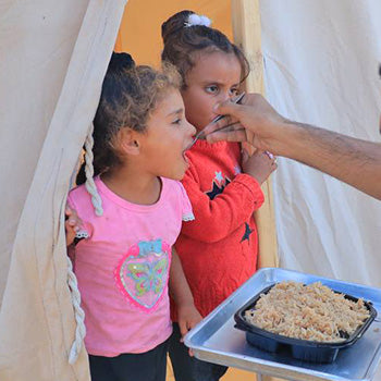 Feed 100 Orphans in Gaza